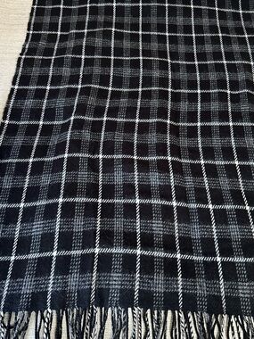 Bloomingdale’s Plaid Fringe Scarf Black Gray Ivory | Classic Winter | Vintage